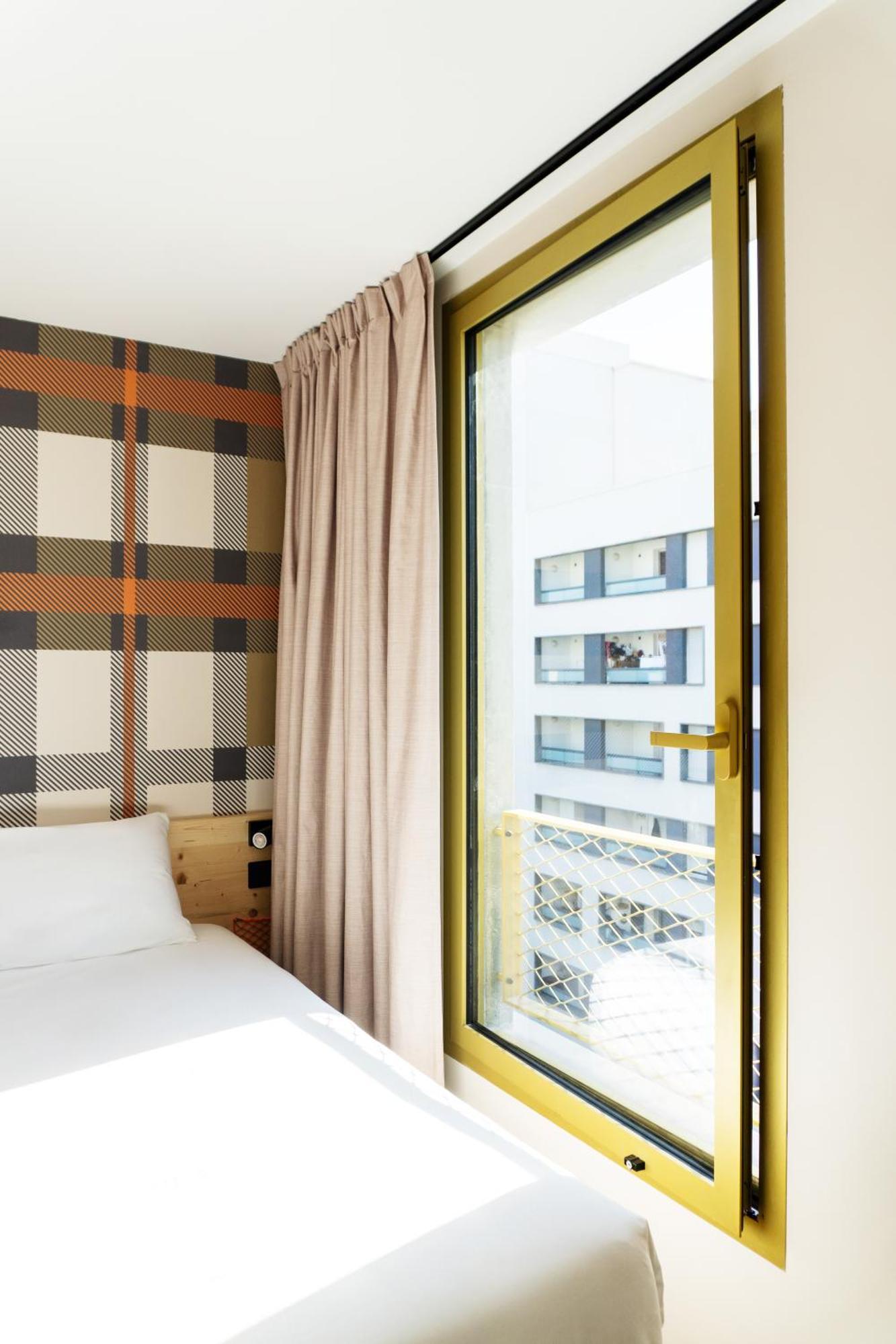 Easyhotel Marseille Euromed Ngoại thất bức ảnh